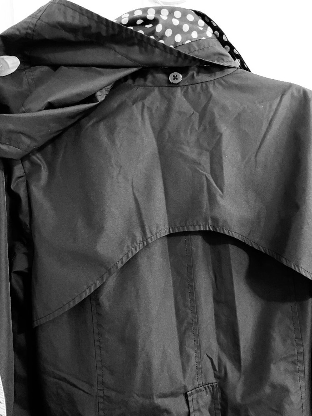 Spring/Summer Rain coat/Jacket - Picture 15 of 16